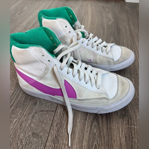 size 5Y- kids Nike Blazer Mid \'77 \'Dance - White Fuchsia Green\' - DQ6084101